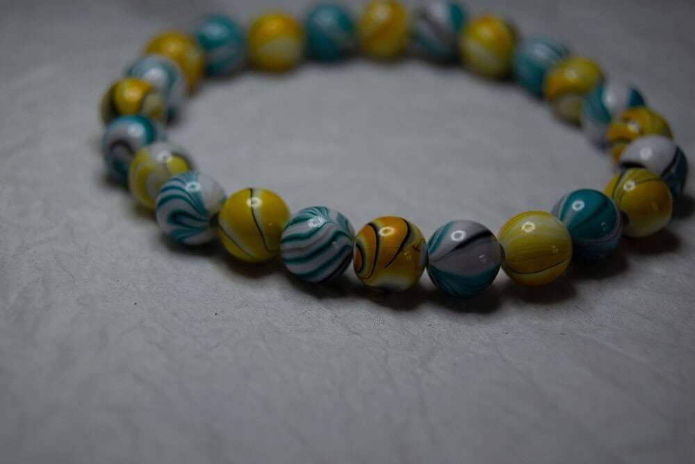 Yellow And White Acrylic Beads Bracelet