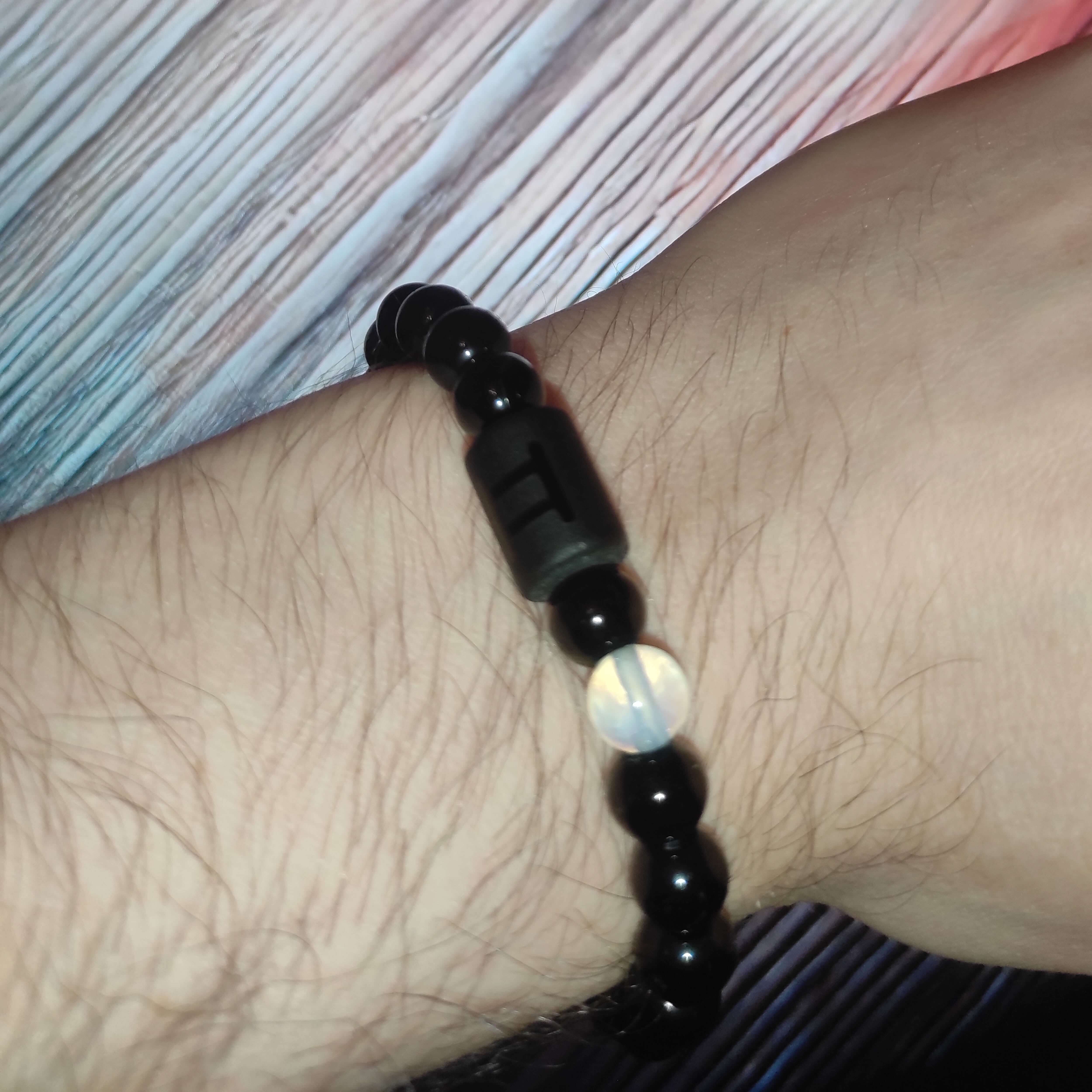 Aquarius , Black Onyx & Tiger Eye Bracelet With Air Element Stone