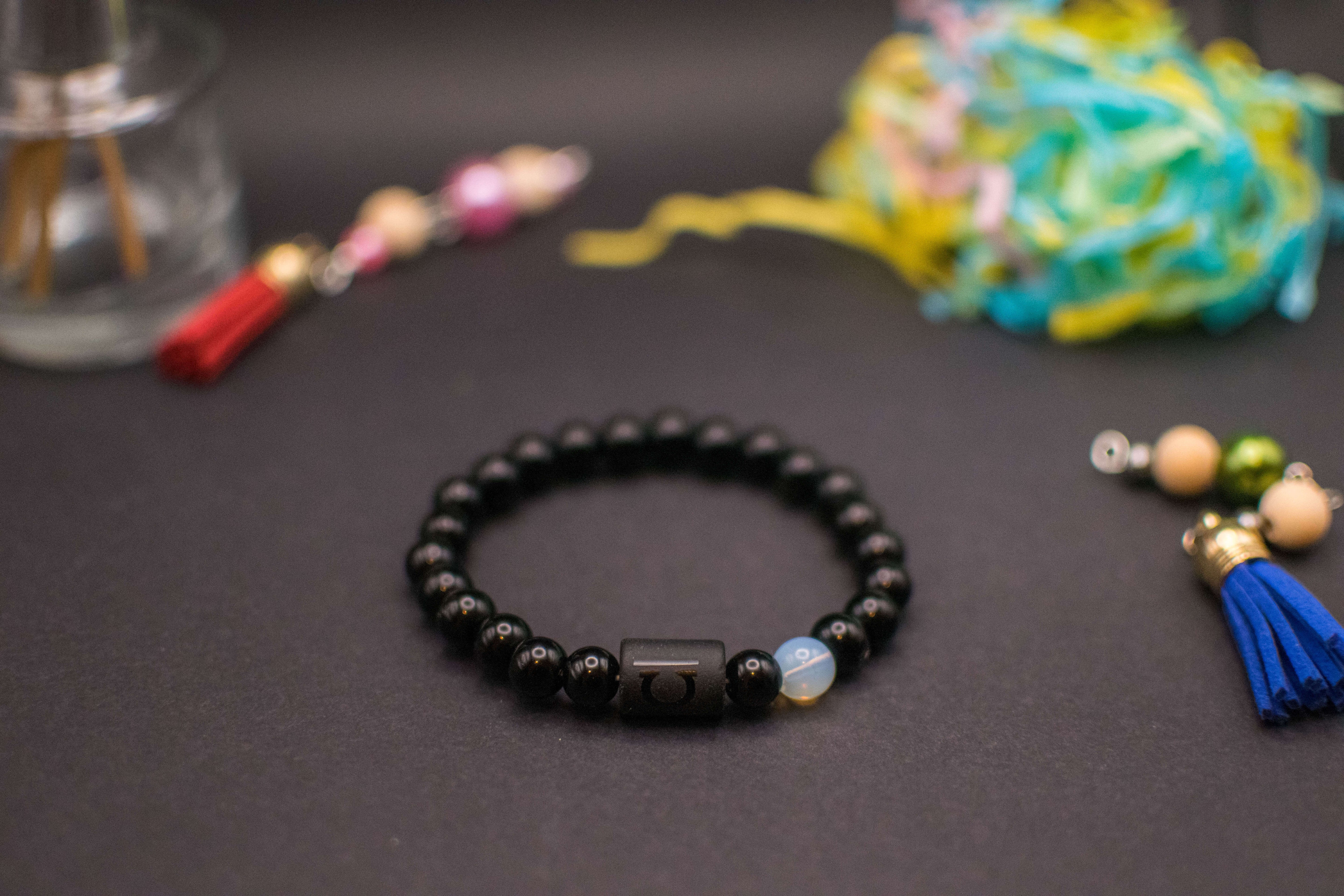 Libra , Black Onyx & Tiger Eye Bracelet With Air Element Stone